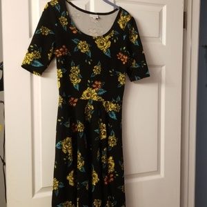 M LuLaRoe Nicole